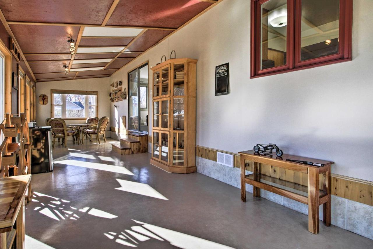 Cozy Choteau Home With Fire Pit, Grill, Yard! Bagian luar foto
